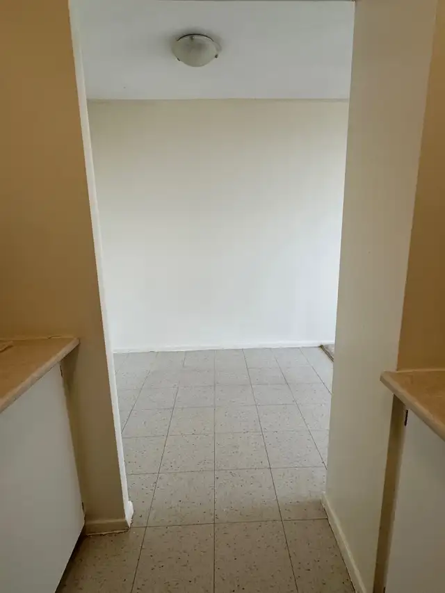 BIG 2-BEDROOM UNDER $1,800 | BRIGHT, SPACIOUS & WELL-LOCATED - Photo 10