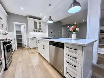 3 Bedroom Upper-Level Suite in Luxury House -15 Stevenson Guelph - Photo 7