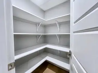 3 Bedroom Upper-Level Suite in Luxury House -15 Stevenson Guelph - Photo 10