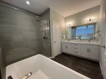 3 Bedroom Upper-Level Suite in Luxury House -15 Stevenson Guelph - Photo 16