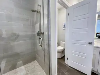 3 Bedroom Upper-Level Suite in Luxury House -15 Stevenson Guelph - Photo 18