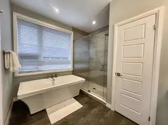 3 Bedroom Upper-Level Suite in Luxury House -15 Stevenson Guelph - Photo 19