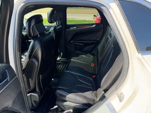 2019 Lincoln MKC Reserve MINT ONLY 120KM - Photo 8