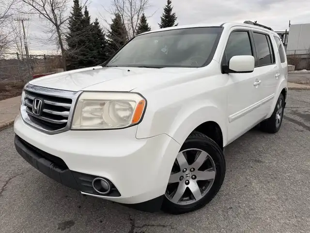 2012 Honda Pilot 2012 HONDA  PILOT , 8 PASSAGERS  ,  4X4 ,  AUTO