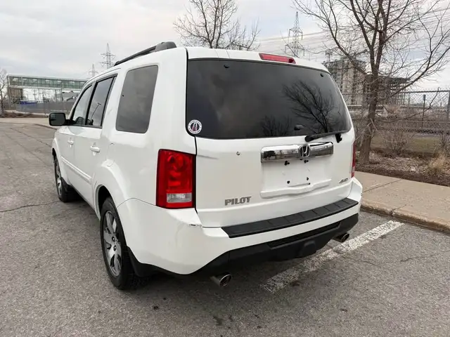 2012 Honda Pilot 2012 HONDA  PILOT , 8 PASSAGERS  ,  4X4 ,  AUTO - Photo 3