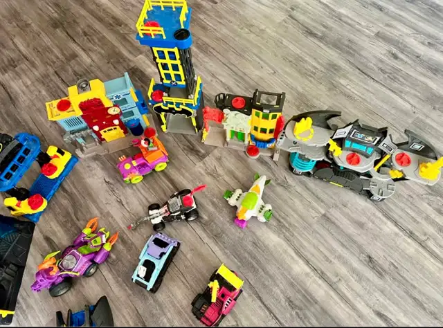 Huge Imaginext Batman Bundle! - Photo 2