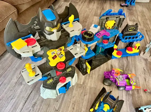 Huge Imaginext Batman Bundle! - Photo 4