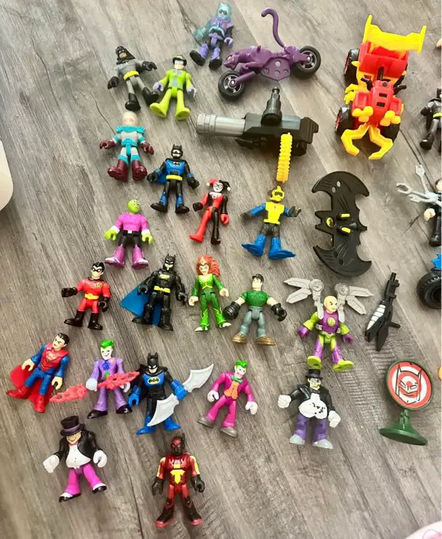 Huge Imaginext Batman Bundle! - Photo 8