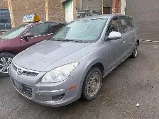 2012 Hyundai Elantra 2012 HYUNDAI  ELANTRA , MANUEL ( POUR LES P