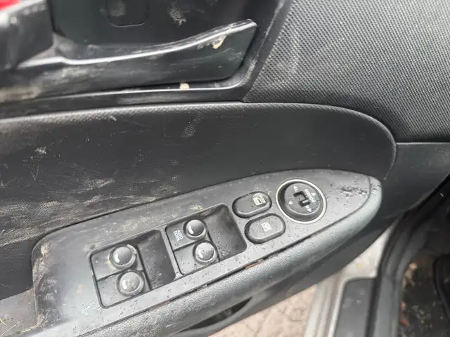 2012 Hyundai Elantra 2012 HYUNDAI  ELANTRA , MANUEL ( POUR LES P - Photo 5