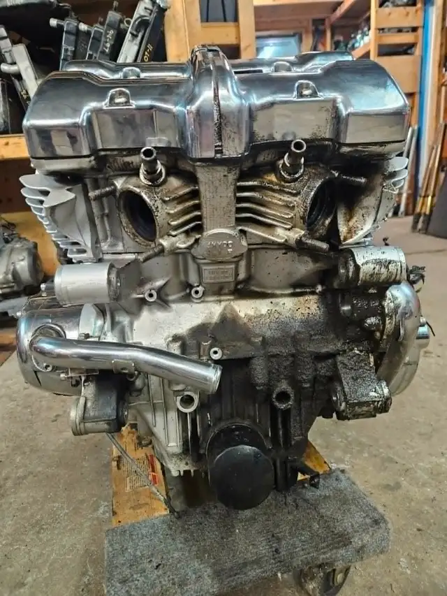 Moteur Yamaha XVZ1300 Royal Star Venture 2003 98K - Photo 2