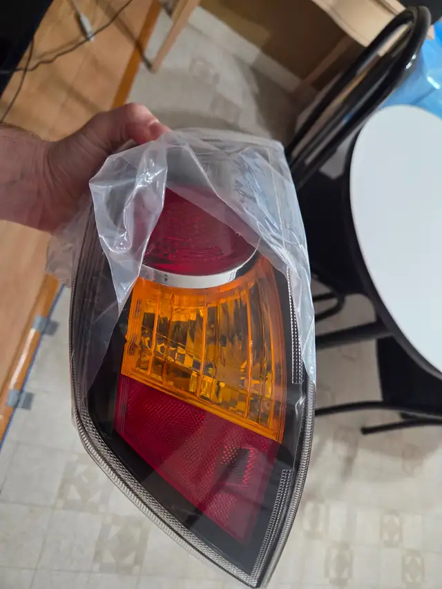 Bloc de Lumière Avant et Arrière (350$) de Lancer 2016 - Photo 4