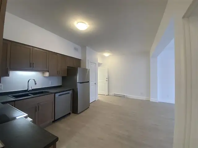 Welcome to 29 Metcalf Street – Modern Living in the Heart of the - Photo 5