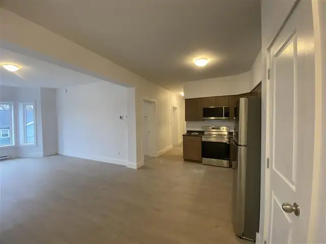 Welcome to 29 Metcalf Street – Modern Living in the Heart of the - Photo 7