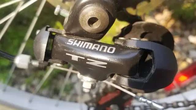 CCM Ladies Girls Aluminum Mountain Bike Like New - Photo 5