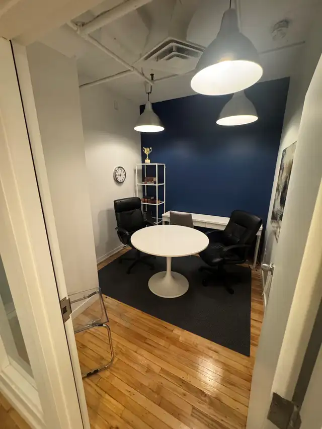 Executive Office Suite – 1470 Peel St. (Golden Square Mile) - Photo 3