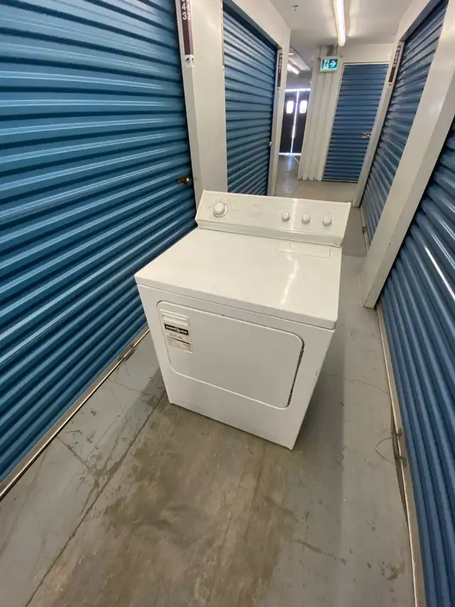 WHITE ELECTRIC DRYER - Photo 2