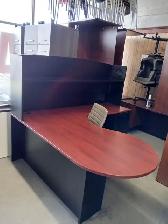 Desks/ Global P-Top/L-Shape stations with Hutch $450/excel condi
