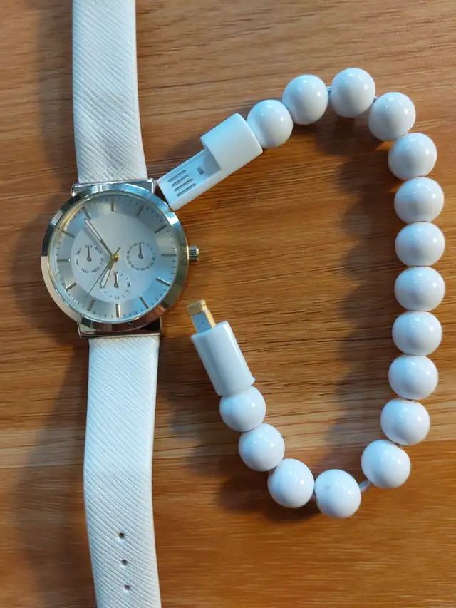 NEW WATCH WITH EXTRA USB CHARGE BRACELET, $8!! - Photo 2