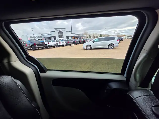 2019 Dodge Grand Caravan Premium Plus - Photo 5