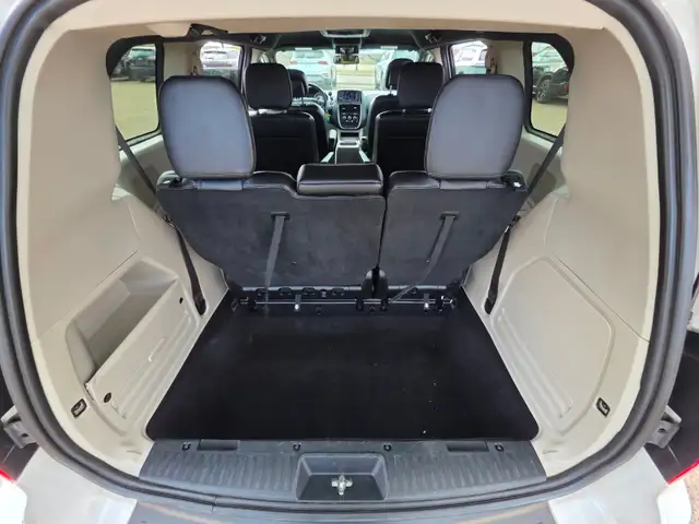 2019 Dodge Grand Caravan Premium Plus - Photo 8