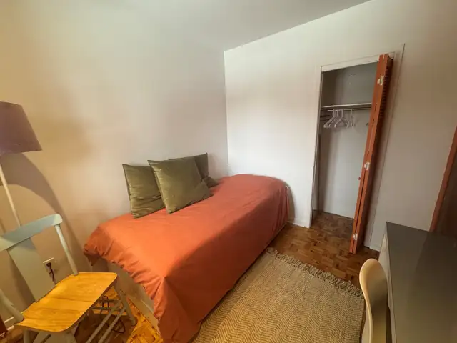 MIGNON PETIT 4 1/2, 2 PETITES CHAMBRE, PRÈS MÉTRO PAPINEAU - Photo 9