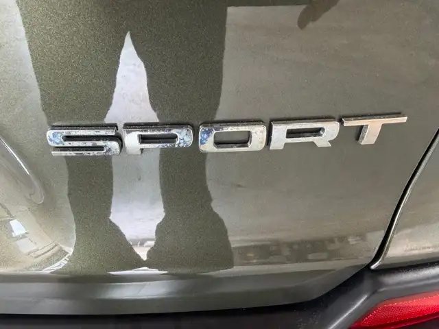 2019 Jeep Cherokee Sport / 4x4 / Low K / 0 Accident / 1 Owner - Photo 5