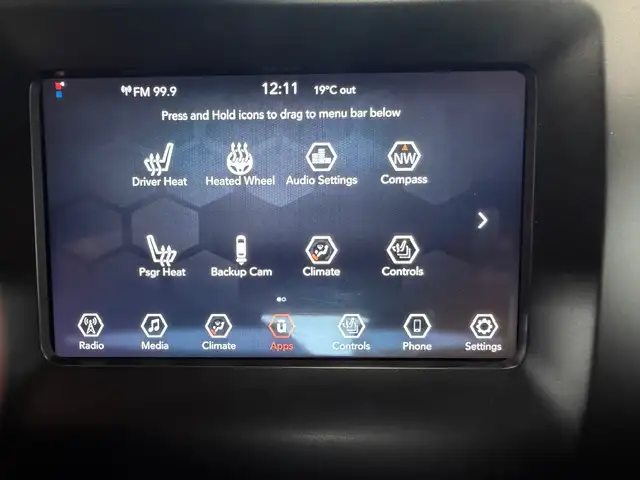 2019 Jeep Cherokee Sport / 4x4 / Low K / 0 Accident / 1 Owner - Photo 14