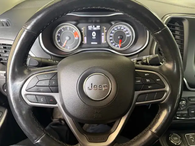 2019 Jeep Cherokee Sport / 4x4 / Low K / 0 Accident / 1 Owner - Photo 16