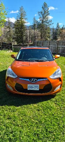 2012 Hyundai Veloster 6 speed Manual w/Tech & Style package