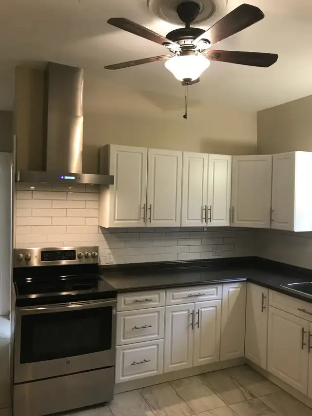 All-inclusive, 3 bedroom, excellent location in Old North! - Photo 2