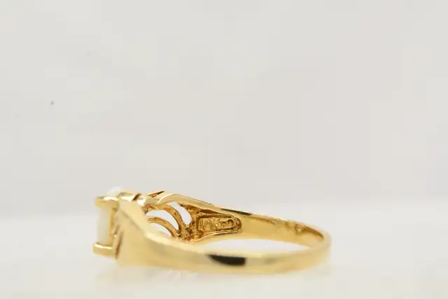 10K WHITE CABOCHON RING - Photo 4