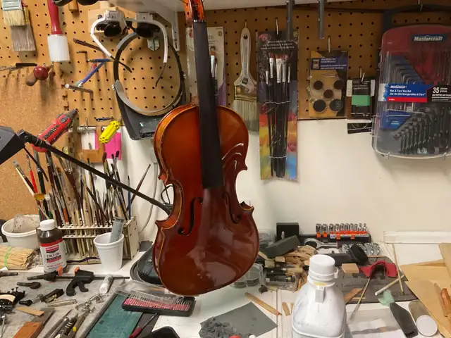 Violin, cello and string instrument Luthier - Photo 17
