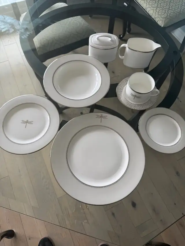 LENOX KATE SPADE JUNE LANE - set of 8