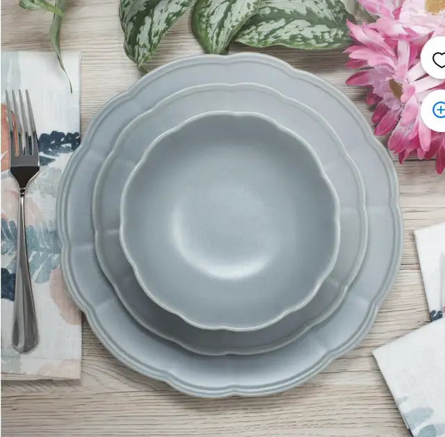 Beautiful by Drew Scalloped Dinnerware Set - Photo 4