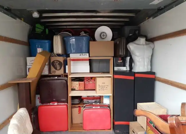 Moving Assistance | Garage Clean Outs | Dump Runs - Photo 6