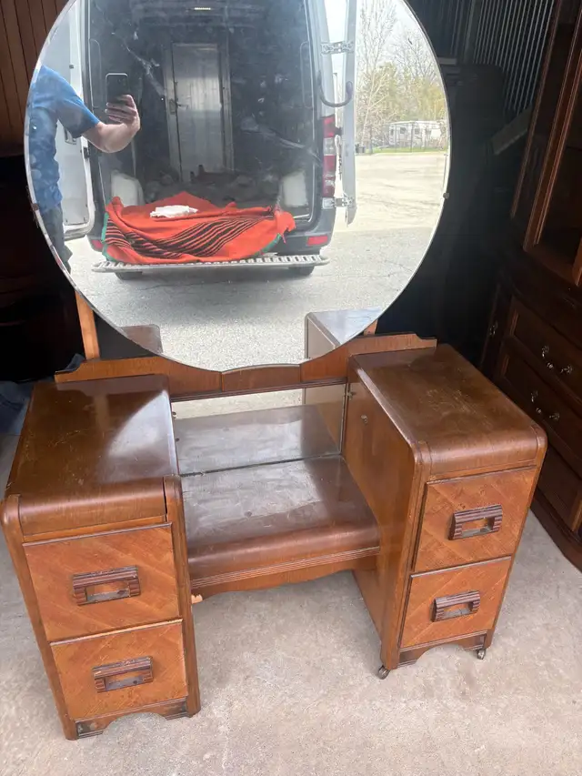 Free delivery antique Vintage Vanity Desk with Mirror - Photo 2