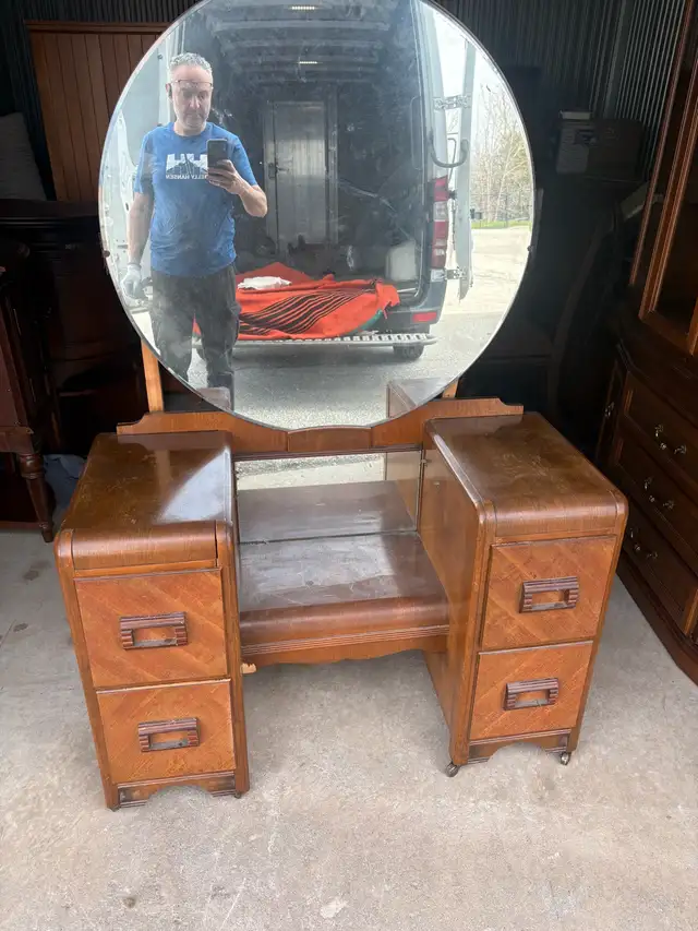 Free delivery antique Vintage Vanity Desk with Mirror - Photo 4