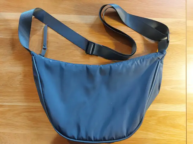 NEW PURSES, EACH $5!!