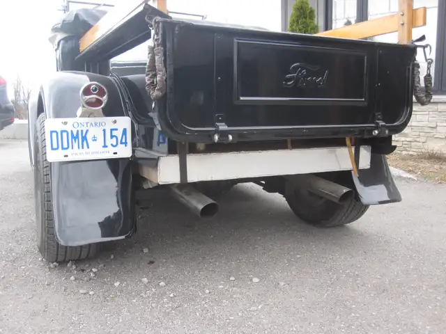 1931 FORD Model A Convertible Truck - Photo 7