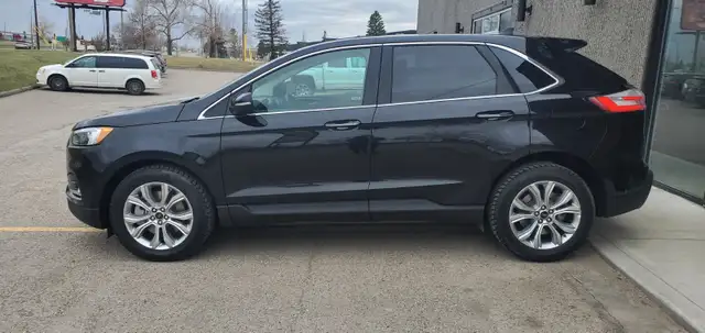 2024 Ford Edge Titanium - Fully Loaded, Pano Roof, Remote Stater - Photo 4