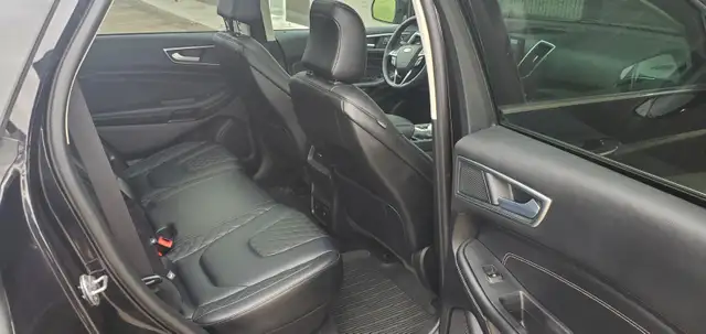 2024 Ford Edge Titanium - Fully Loaded, Pano Roof, Remote Stater - Photo 11
