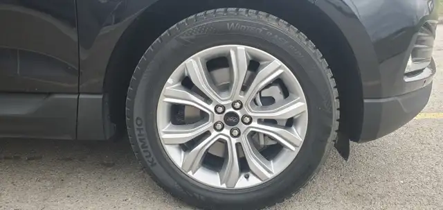 2024 Ford Edge Titanium - Fully Loaded, Pano Roof, Remote Stater - Photo 20