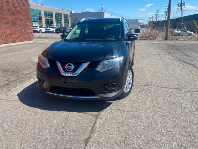 2015 Nissan Rogue AWD excellent condition - Photo 4