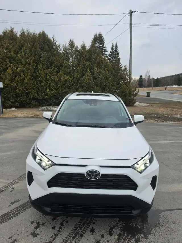 Rav4 XLE 2023 - Photo 3
