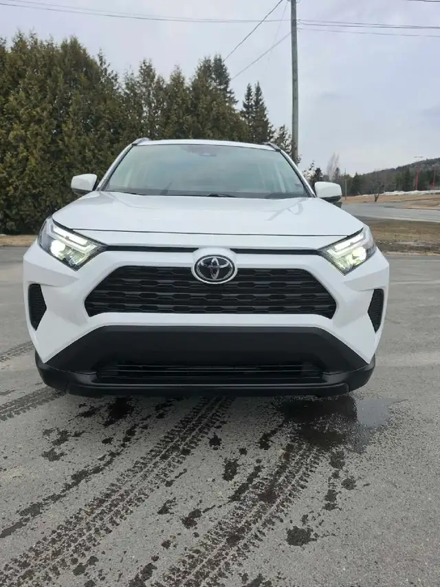 Rav4 XLE 2023 - Photo 4