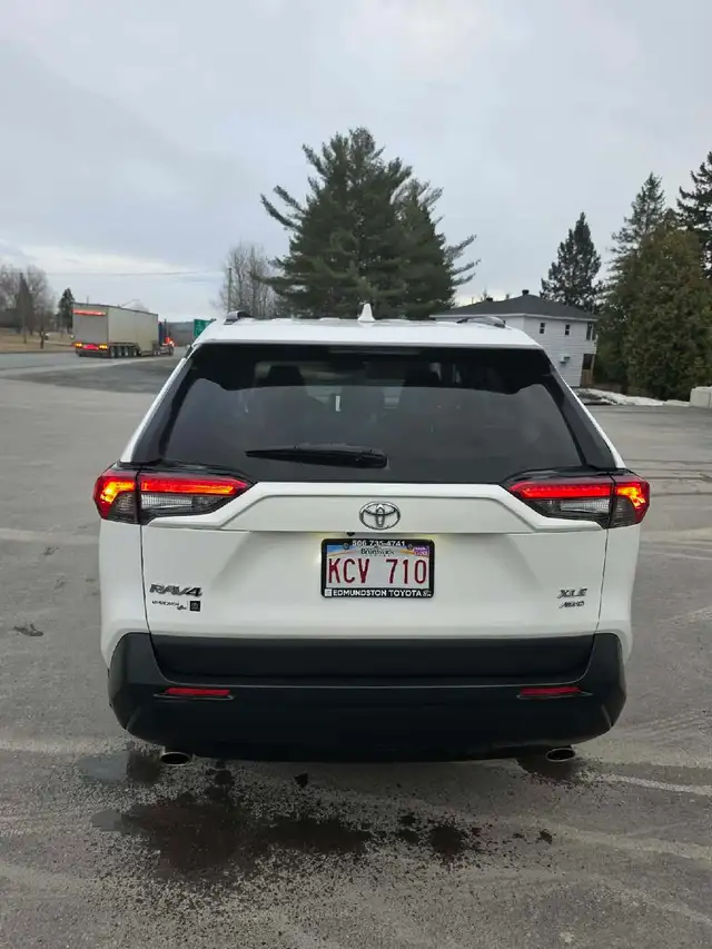 Rav4 XLE 2023 - Photo 5
