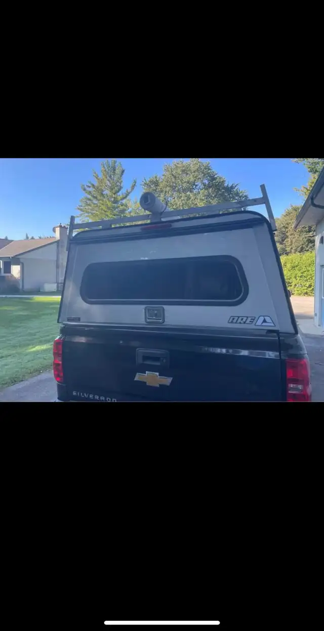 2016 Chevy Silverado - Photo 4