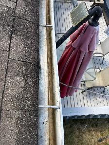 Gutter cleaning - Photo 3