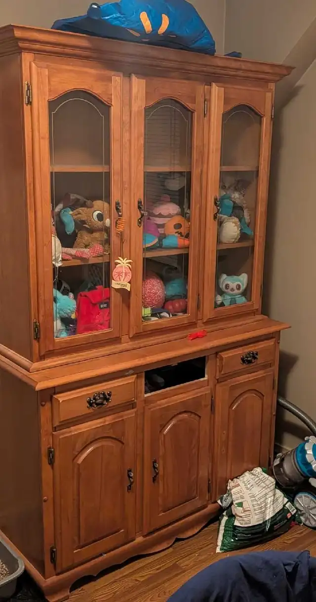 free china cabinet missing 1 drawer and shelving unit